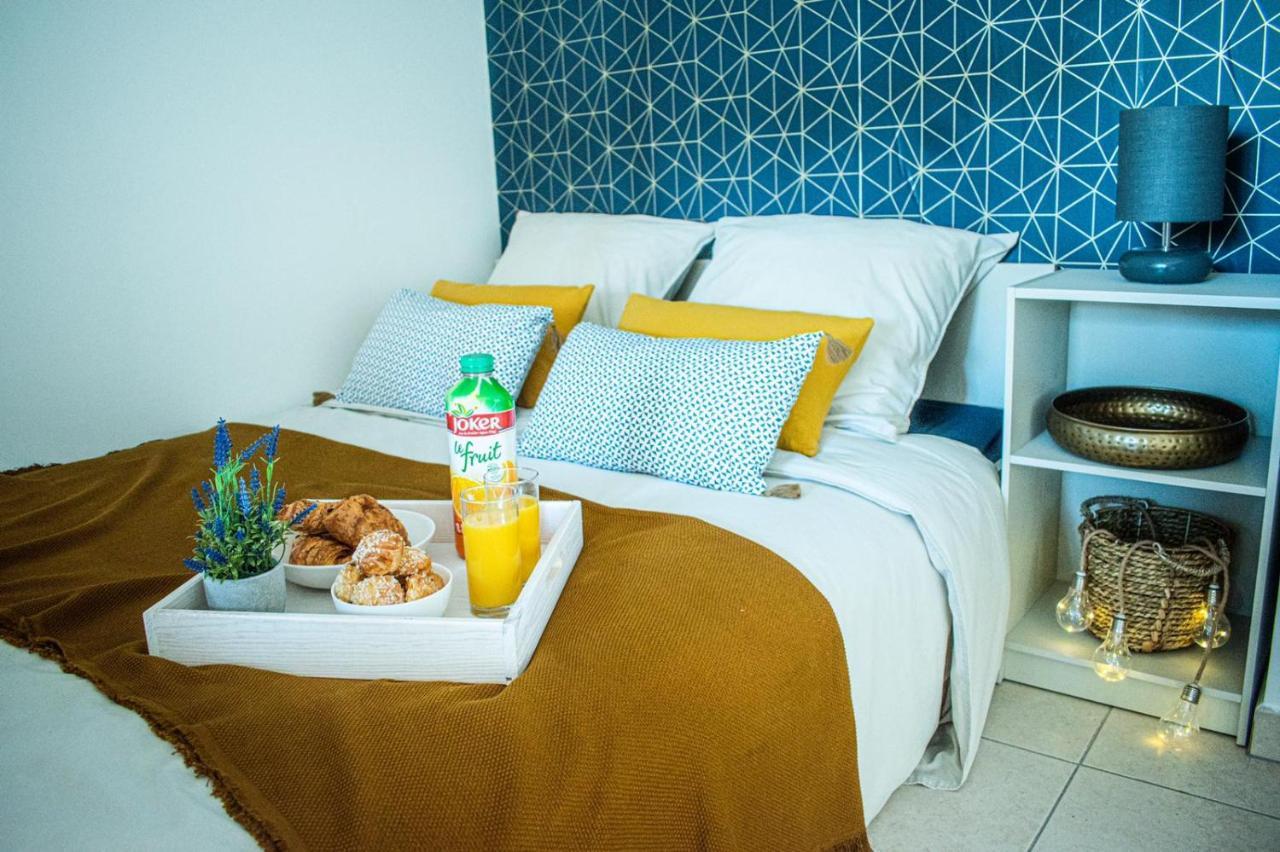 Studio Charmant Cergy Le Haut Au Pied De La Gare ! Parking Prive ! Apartment Екстериор снимка