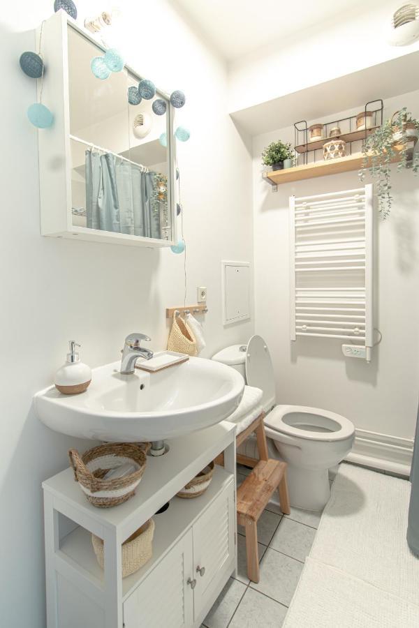Studio Charmant Cergy Le Haut Au Pied De La Gare ! Parking Prive ! Apartment Екстериор снимка